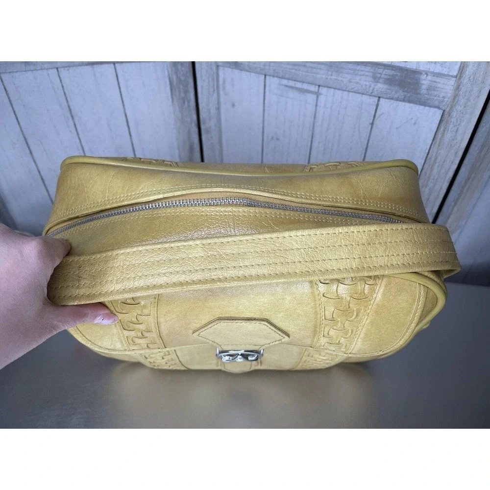 Vintage American Tourister 1975 HARVEST GOLD Carry On Travel Bag Weekender